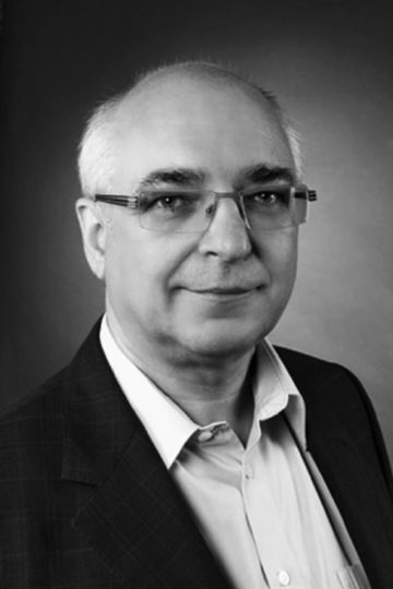 Dr. Matthias Frank