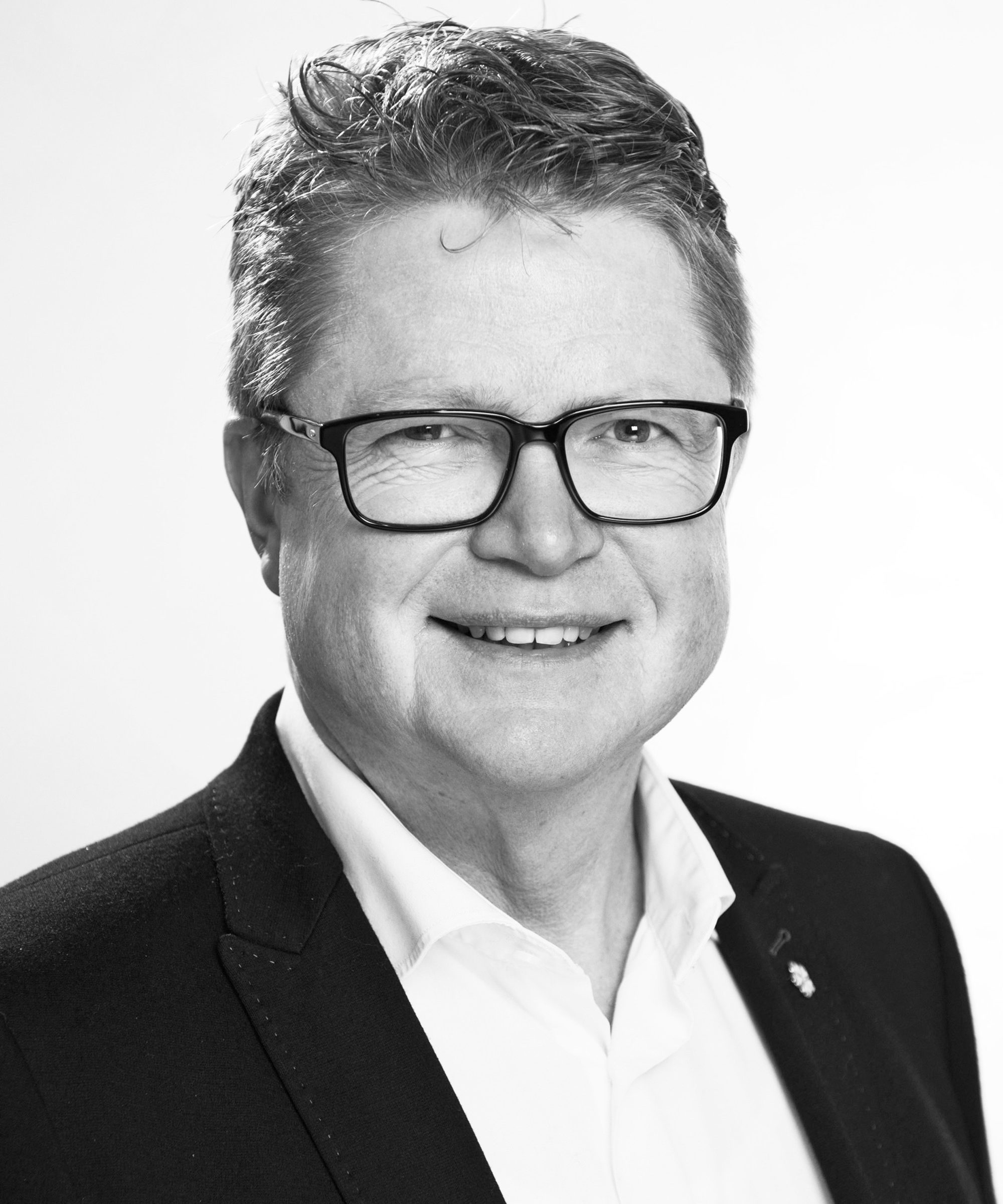 Dr. Volker Schrage