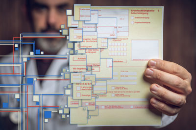 Die elektronische Krankschreibung (E-AU) ist nur eine von vielen künftigen digitalen Anwendungen in den Hausarztpraxen. Ein Fahrplan, wie die Praxis schnellstmöglich startklar wird. Plus: Checkliste für alle Komponenten.