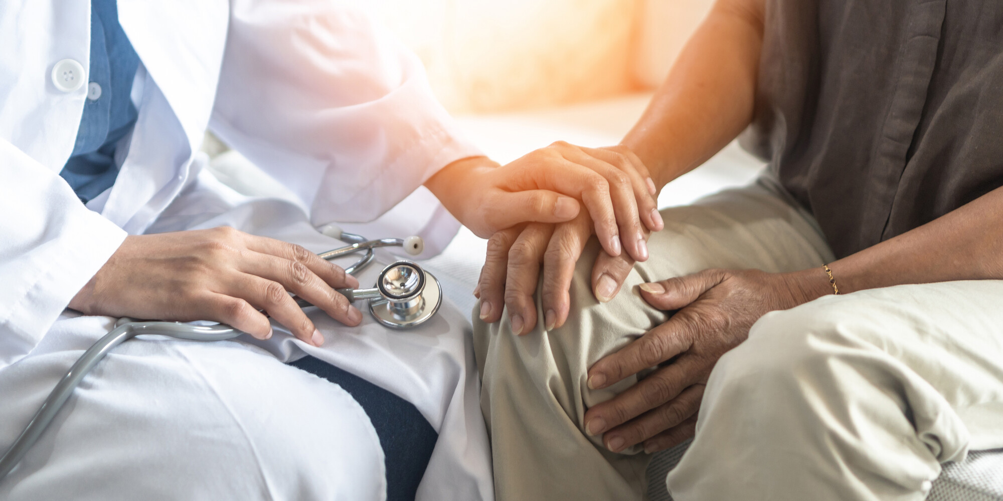 Parkinson-Betroffene leiden nicht nur unter motorischen, sondern auch unter psychischen Problemen. Umso häufiger kommen sie mit Fragen zu Ihrer Erkrankung in die Praxis.
