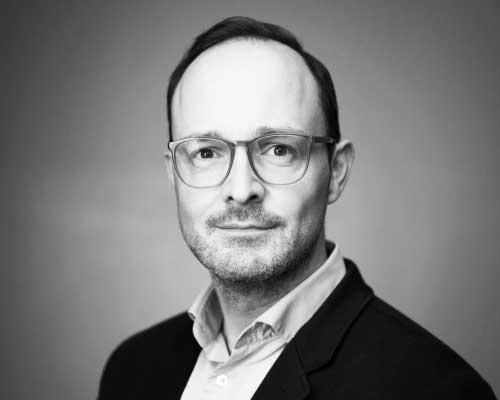 Prof. Dr. med. Marco Roos Institut für Allgemeinmedizin am Universitätsklinikum Augsburg, Leiter Kompetenzzentrum Weiterbildung Allgemeinmedizin Bayern (KWAB)